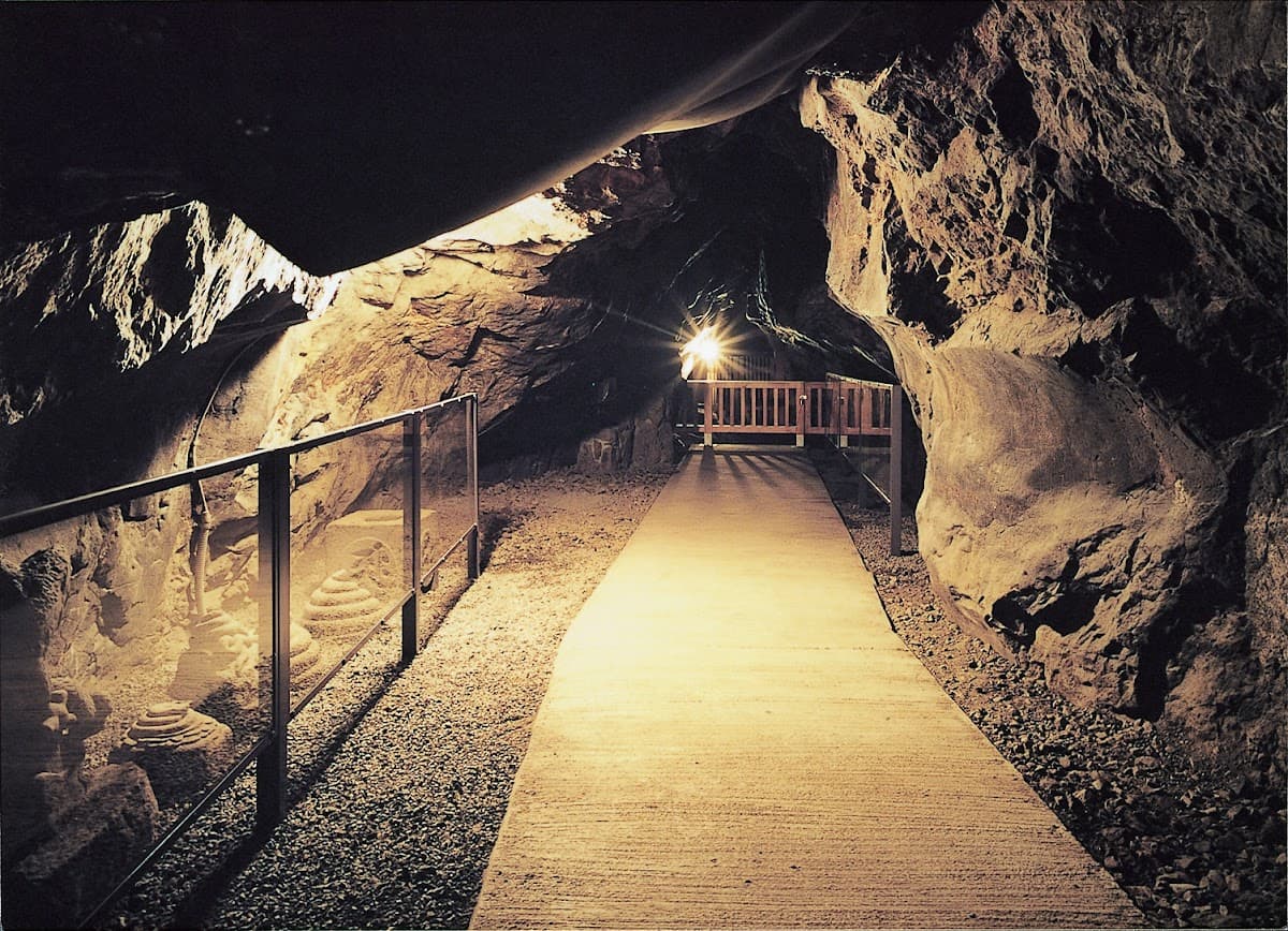 江ノ島 岩屋と稚児ヶ淵の冒険散歩