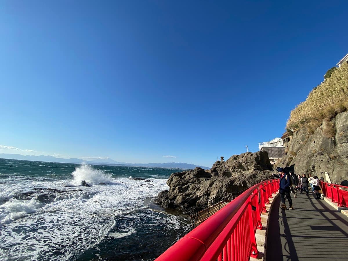 江ノ島 岩屋と稚児ヶ淵の冒険散歩 の写真 5