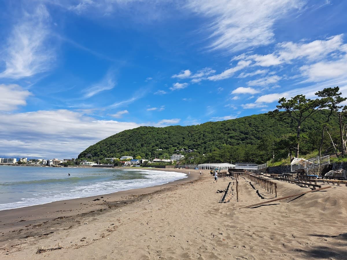 葉山 一色海岸〜森戸神社 海と神社の散歩 の写真 3
